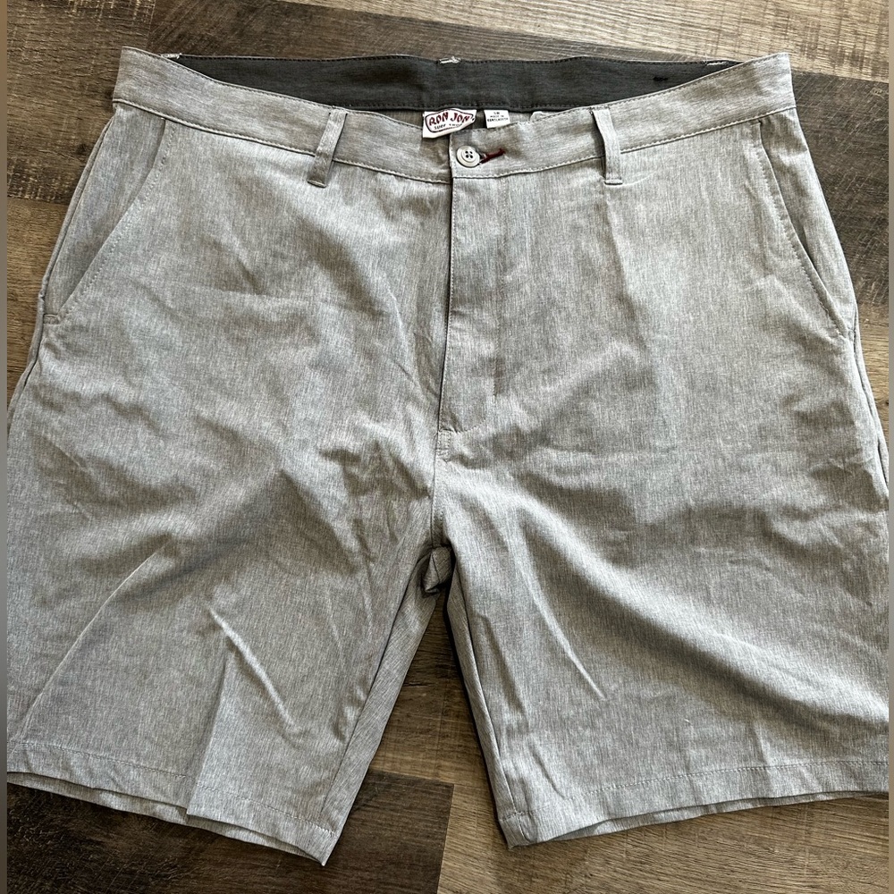 Ron Jon shorts 38 NWOT